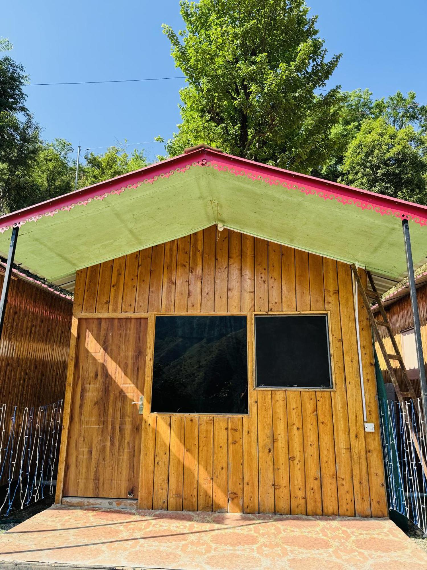 Chakrata Heights Resort Kaliana Екстериор снимка