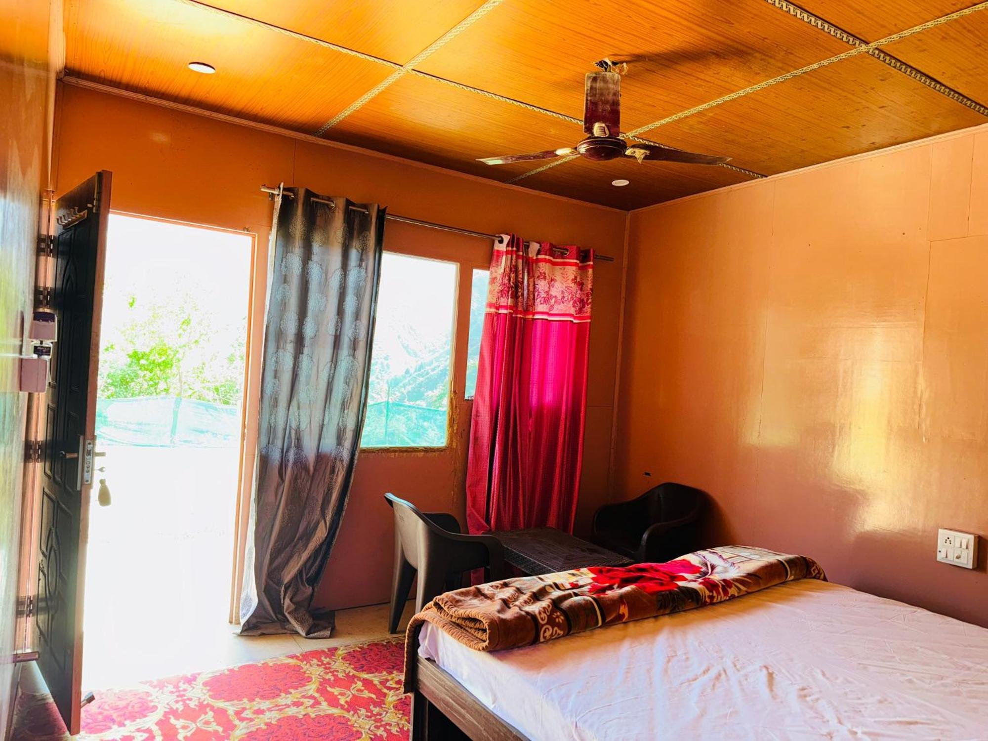 Chakrata Heights Resort Kaliana Екстериор снимка